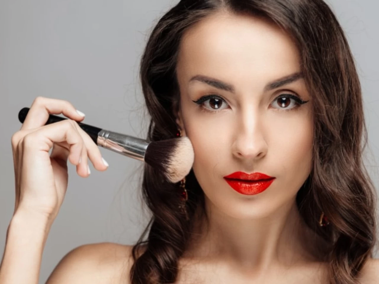 The Dangers of Sleeping with Makeup: Unveiling the Risks to Your Skin