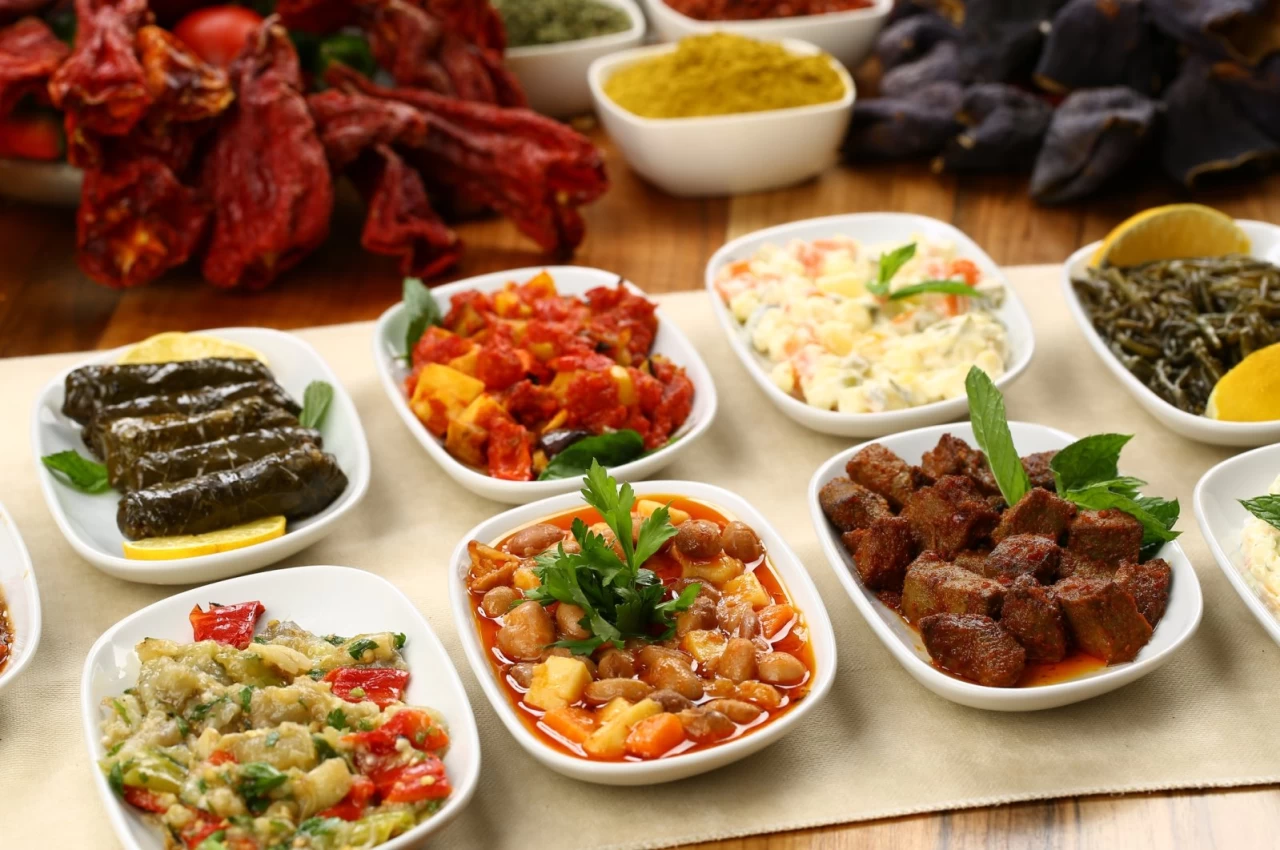 "Turkish Mezes: A Culinary Delight of Vast Flavors and Traditions"