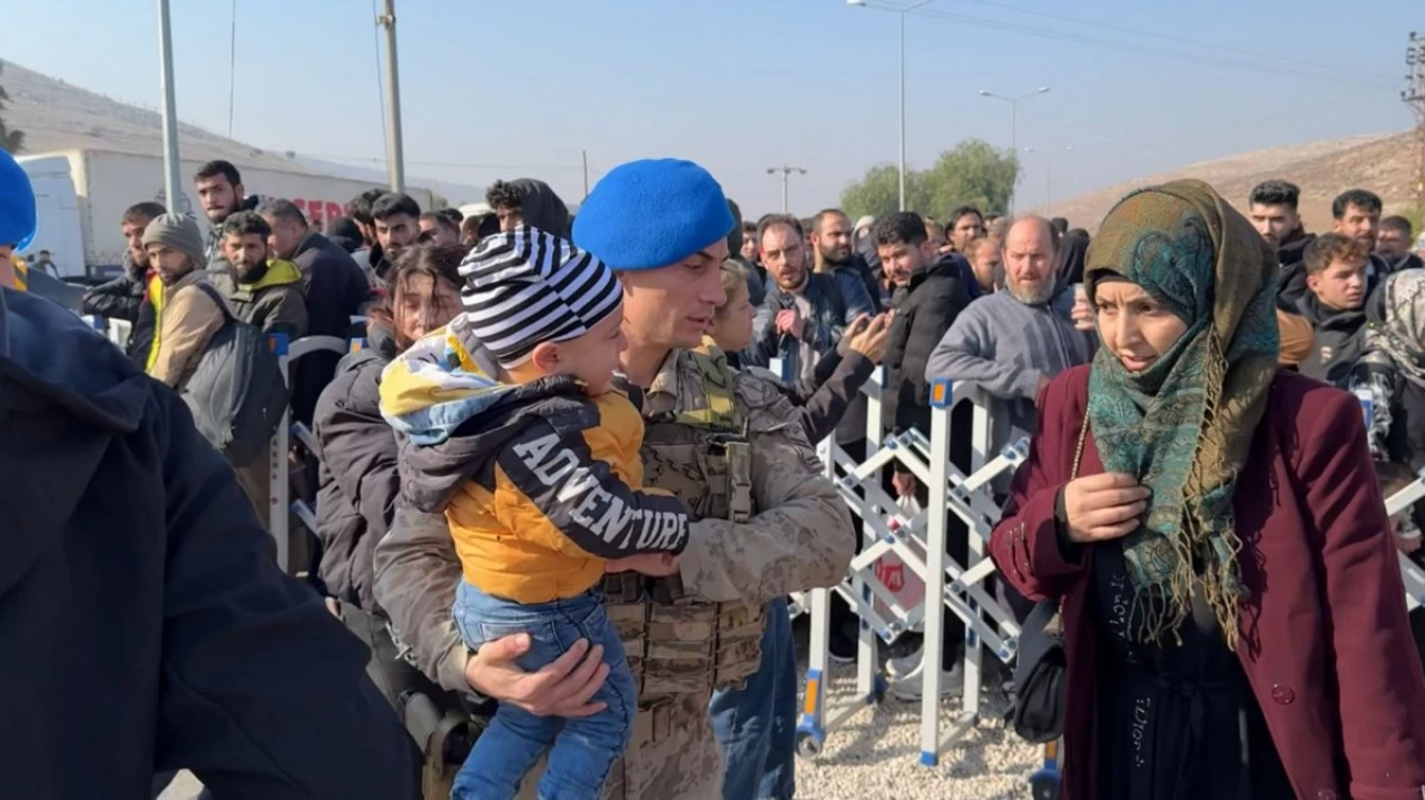 Syrian Refugees Return Home from Türkiye After Baath Party Regime's Fall