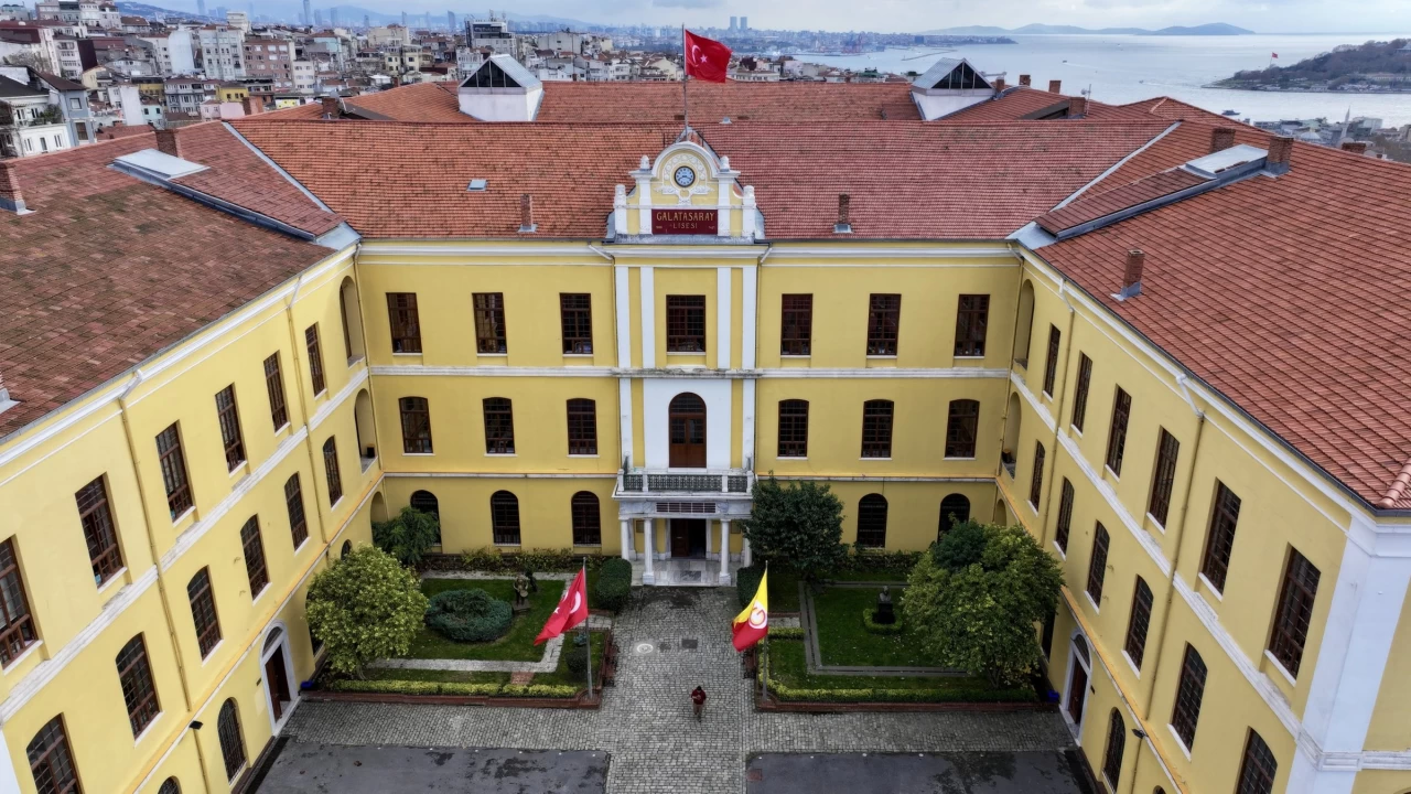 Istanbul's Historic Buildings Continue to Educate: Traces of Past Eras in State Schools - 2024-2025 Academic Year Details