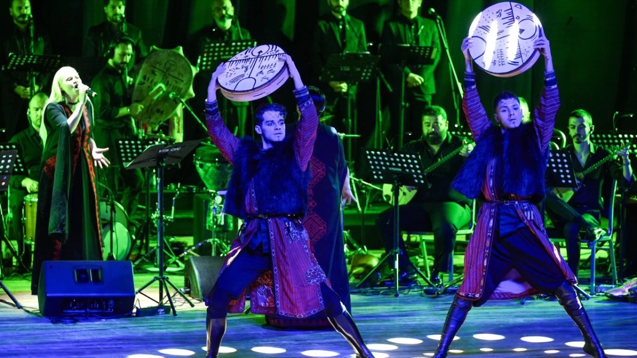 Izmir State Turkic World Ensemble Showcases Rich Cultural Heritage Through Music and Dance