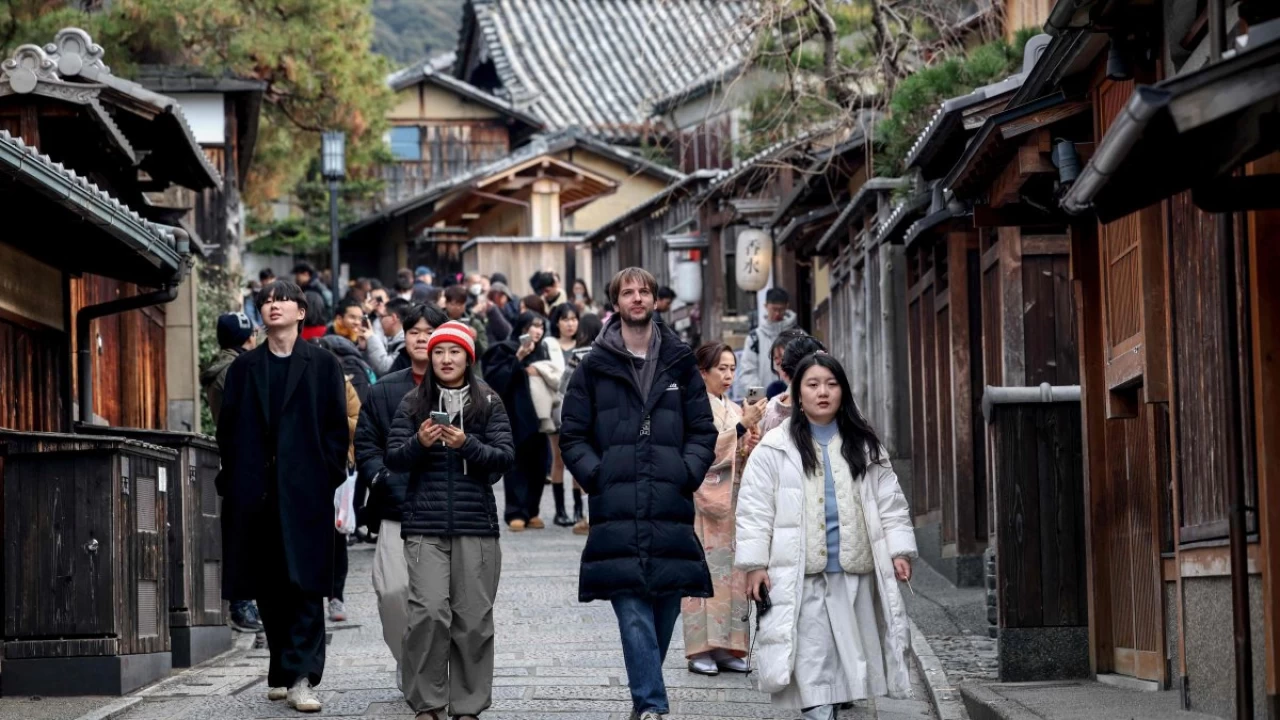 Kyoto to Double Accommodation Tax in Effort to Manage Overwhelming Tourist Numbers