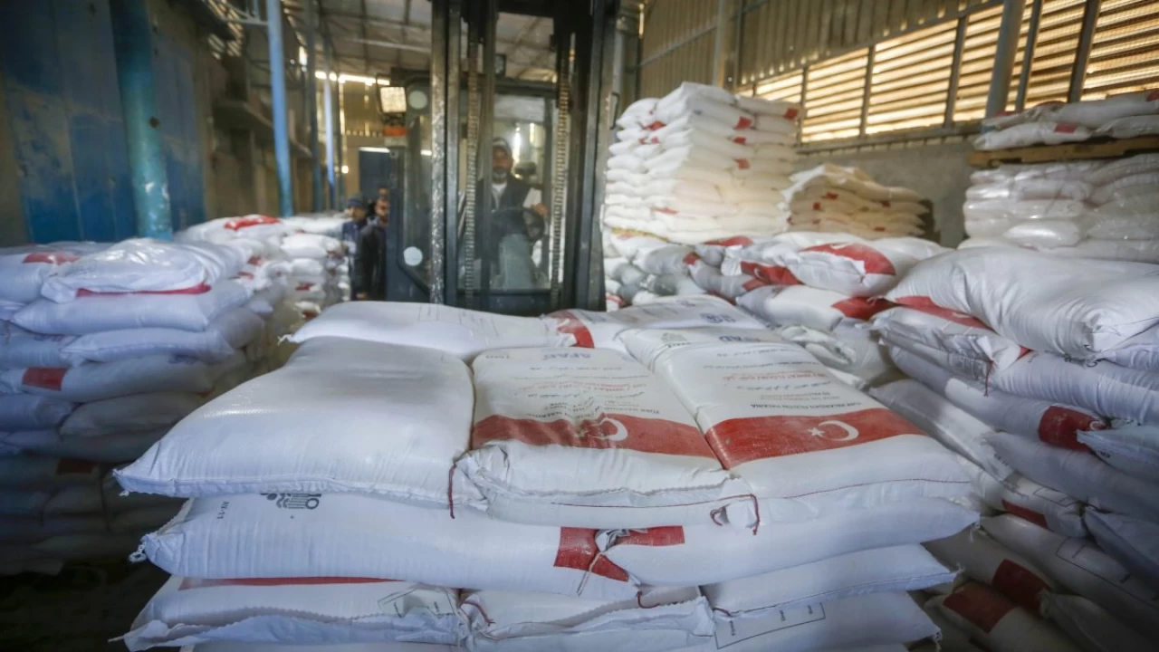 AFAD Provides Flour Aid to Palestinians in Gaza Amid Food Crisis