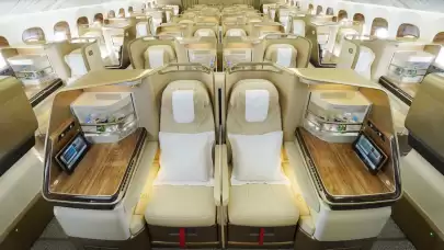 Emirates' First Refurbished B777 Takes Flight