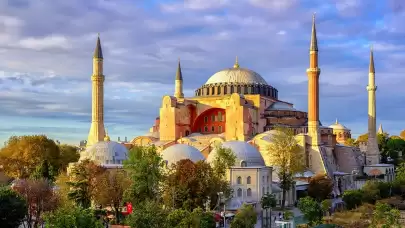 Hagia Sophia Mosque: A Timeless Architectural Wonder in Sultanahmet