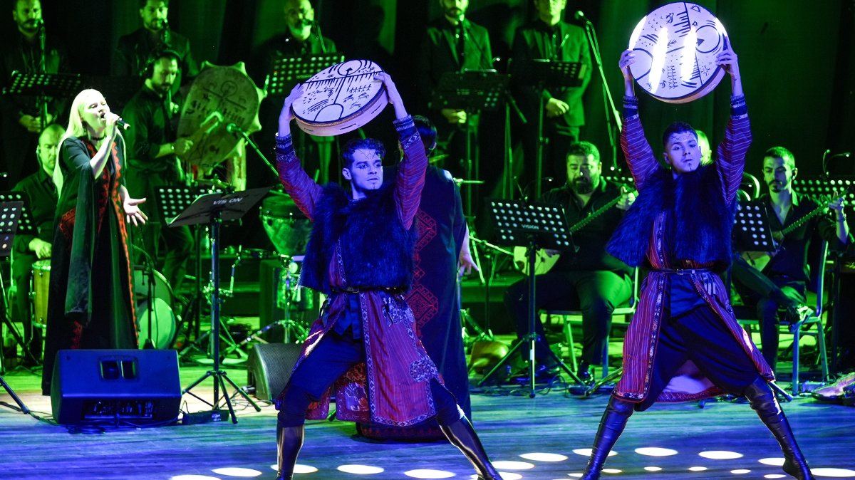 Izmir ensemble bolsters deep-rooted Turkic dance, music tradition